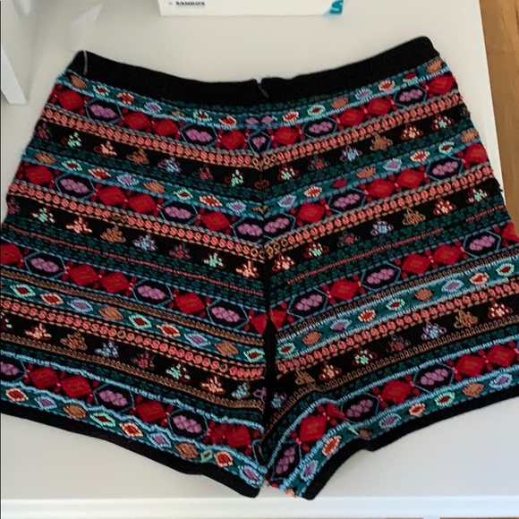 Zara shorts - Picture 2 of 2